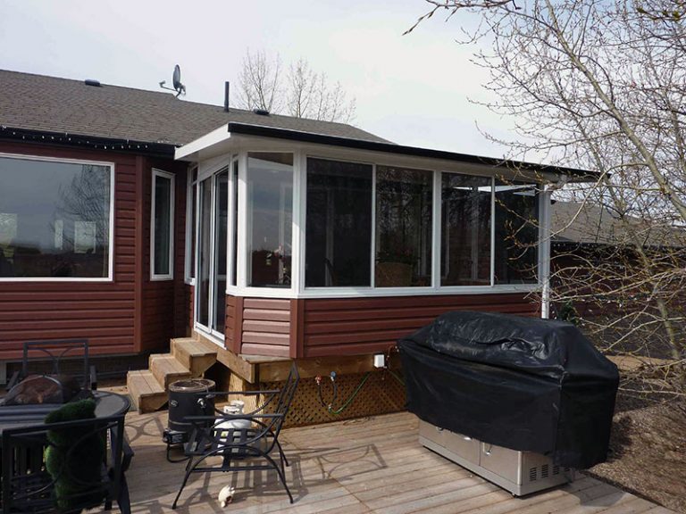 red-siding